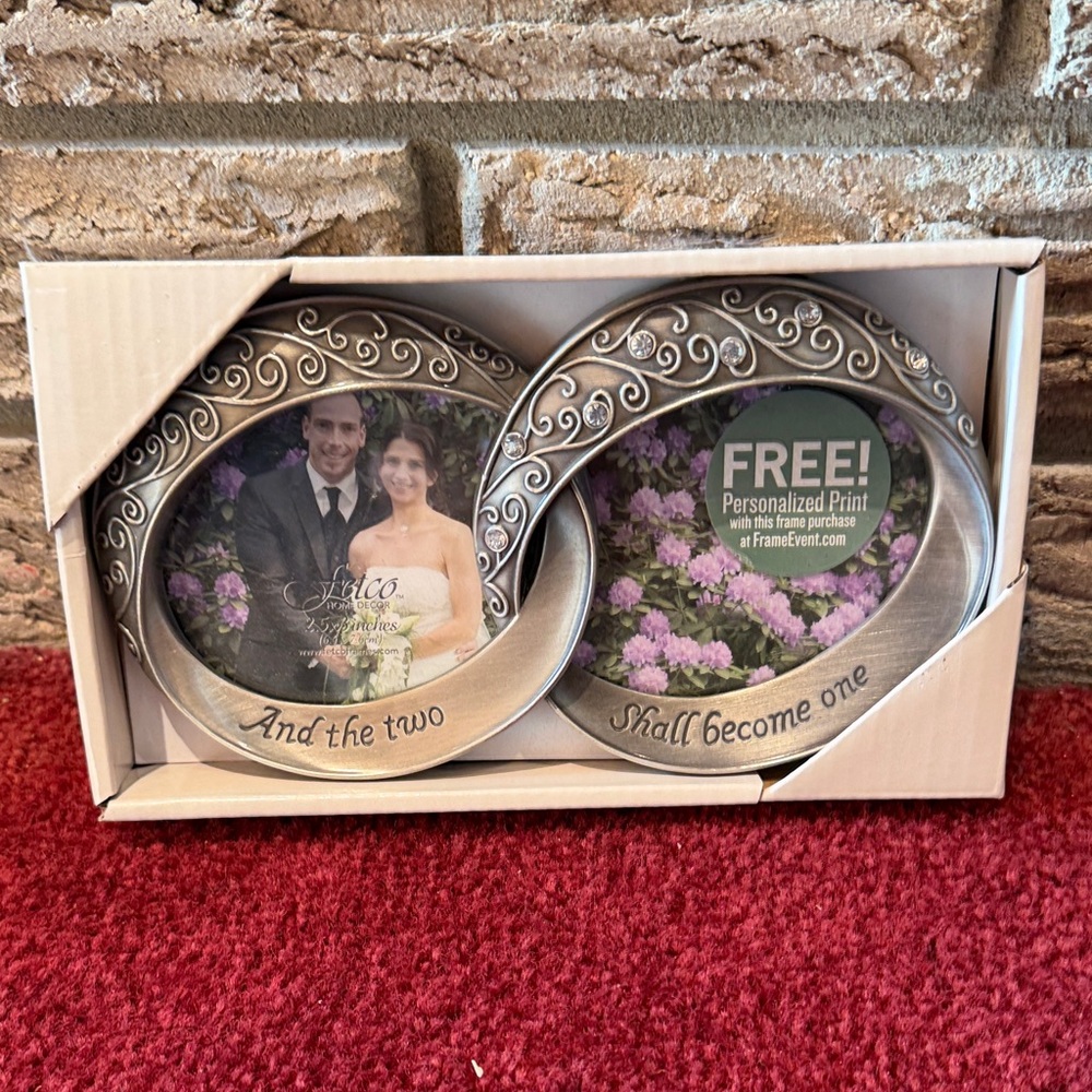 Silver Decorative Photo Frame Set